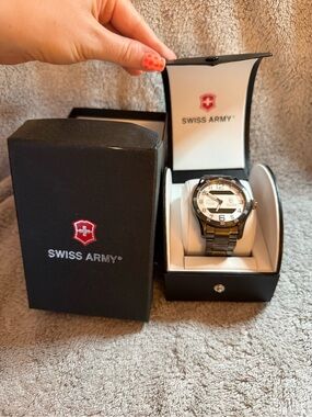 Victorinox Swiss Army Chrono Classic XLS MT (Model 241301) Watch
